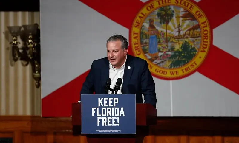 ORLANDO, FL - NOVEMBER 07: Florida Chief Financial Officer Jimmy Patronis speaks before introducing Florida Gov. Ron DeSantis during a rally for Florida Republicans at the Cheyenne Saloon on November 7, 2022 in Orlando, Florida. DeSantis faces former Democratic Gov. Charlie Crist in tomorrow's general election. (Photo by Octavio Jones/Getty Images)