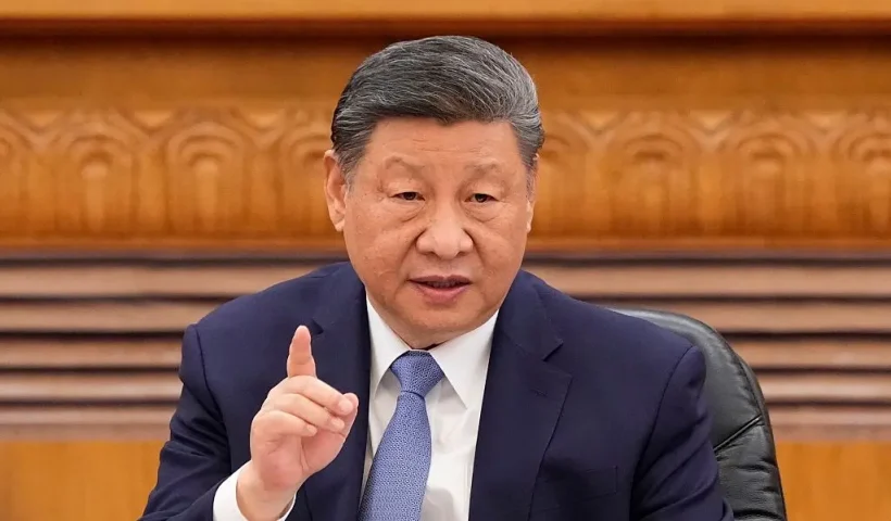 BEIJING, CHINA - MARCH 28: Chinese President Xi Jinping speaks during an international business meeting at The Great Hall Of The People on March 28, 2025 in Beijing, China. Chinese President Xi Jinping hosted the meeting with CEOs from global companies that participated in the China Development Forum held earlier this week. China is aiming to boost ties with global companies as the Trump administration continues imposing tariffs. (Photo by Ken Ishii - Pool/Getty Images)