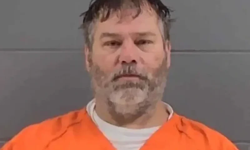Glenn Sullivan Sr., 54, agreed to be physically castrated after repeatedly raping a 14-year-old girl. (Livingston Parish Sheriff's Office)