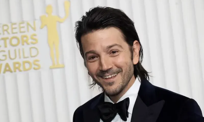 Diego Luna attends the 29th Screen Actors Guild Awards at the Fairmont Century Plaza Hotel in Los Angeles, California, U.S., February 26, 2023. REUTERS/Aude Guerrucci/File Photo