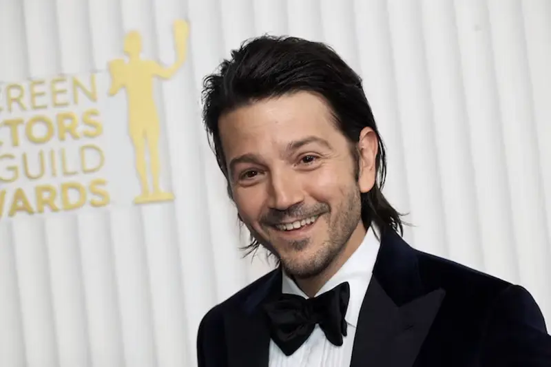 Diego Luna attends the 29th Screen Actors Guild Awards at the Fairmont Century Plaza Hotel in Los Angeles, California, U.S., February 26, 2023. REUTERS/Aude Guerrucci/File Photo