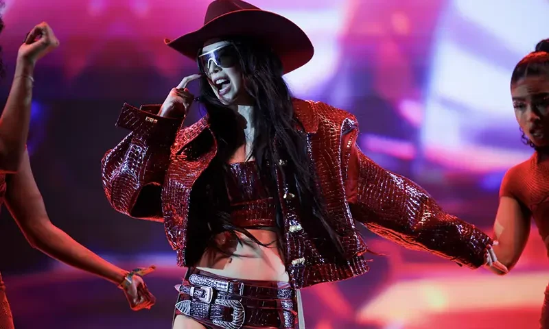 Jennie performs at the Coachella Valley Music and Arts Festival in Indio, California, U.S., April 13, 2025. REUTERS/Daniel Cole