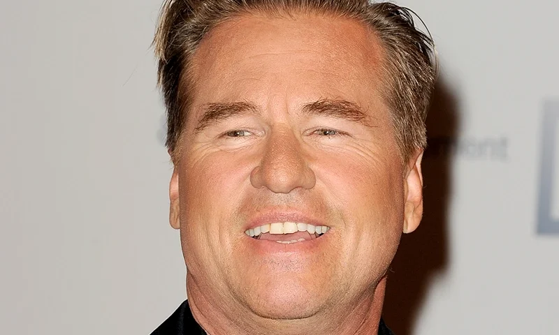 SANTA MONICA, CA - SEPTEMBER 25: Actor Val Kilmer arrives at the 23rd Annual Simply Shakespeare Benefit reading of "The Two Gentleman of Verona" at The Broad Stage on September 25, 2013 in Santa Monica, California. (Photo by Kevin Winter/Getty Images)
