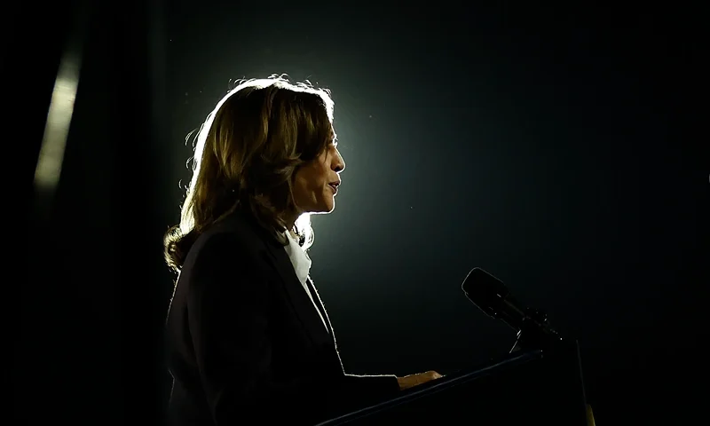 WASHINGTON, DC - OCTOBER 29: Democratic presidential nominee, U.S. Vice President Kamala Harris, speaks during a campaign rally on the Ellipse on October 29, 2024 in Washington, DC. With one week remaining before Election Day, Harris delivered her "closing argument" speech where she outlined her plan to moved America forward and urged voters to "turn the page" on Republican presidential nominee, former U.S. President Donald Trump. (Photo by Kevin Dietsch/Getty Images)