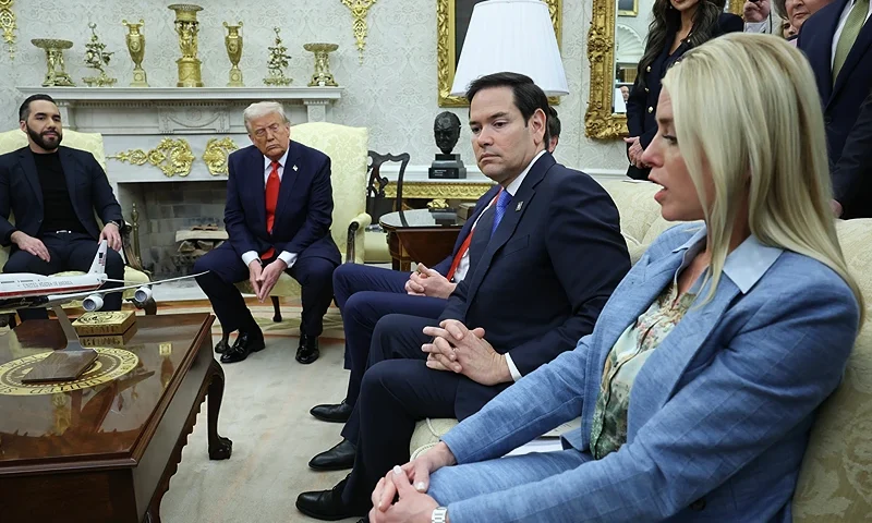 WASHINGTON, DC - APRIL 14: Secretary of State Marco Rubio and Pam Bondi, U.S. Attorney General, sit alongside U.S. President Donald Trump as he meets with President Nayib Bukele of El Salvador in the Oval Office of the White House on April 14, 2025 in Washington, DC. Trump and Bukele were expected to discuss a range of bilateral issues including the detention of Kilmar Armando Abrego Garcia, who has been held in a prison in El Salvador since March 15. (Photo by Win McNamee/Getty Images)